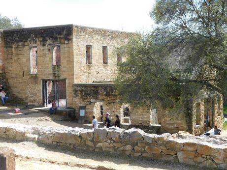 [Picture of the exterior of the ruins of Tulloch's Mill]